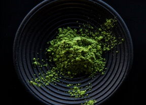 Matcha Ceremonial (30g) Bio 727 Premium Tee aus Japan